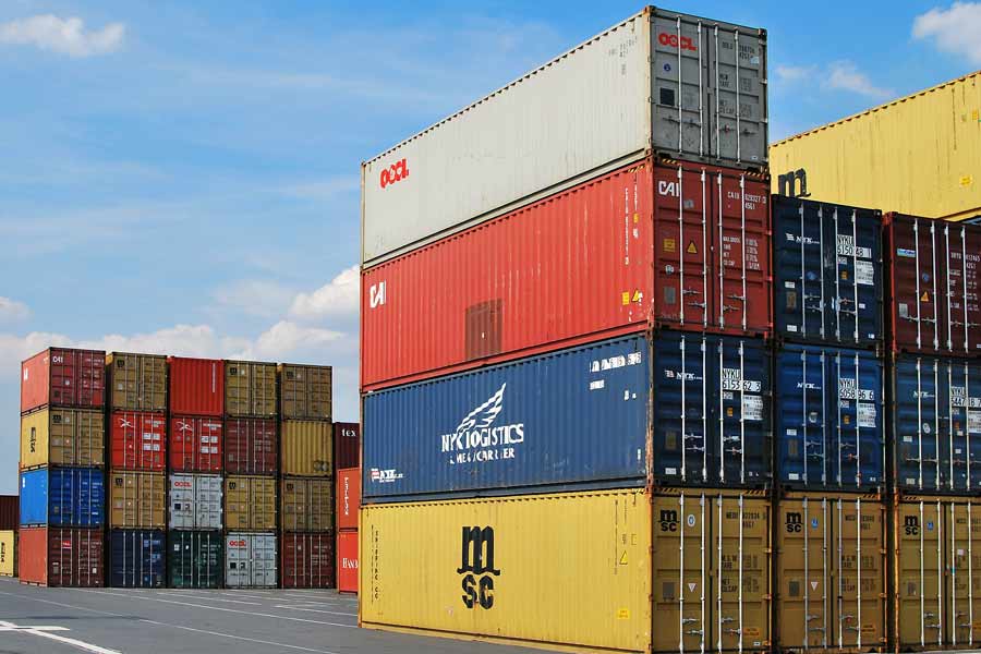 Gir dispensasjon for transport av 45-fots container med sidelastere