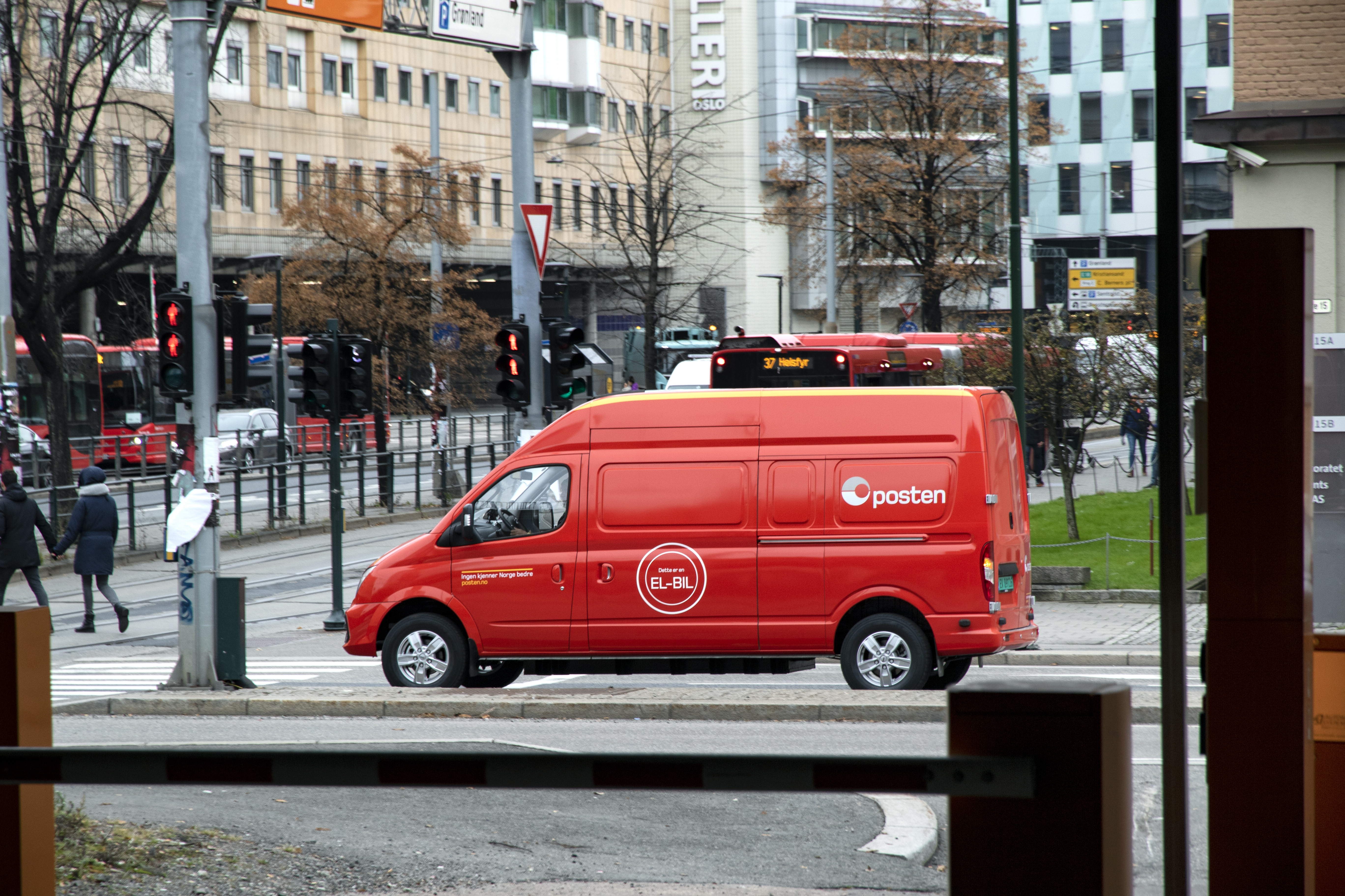 Posten med utslippsfri bedriftspakkelevering i Oslo sentrum