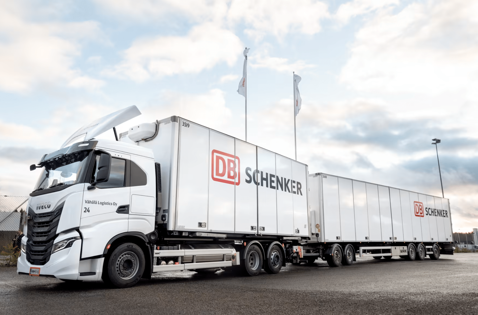 Ekornes og DB Schenker satser mot renere langtransport