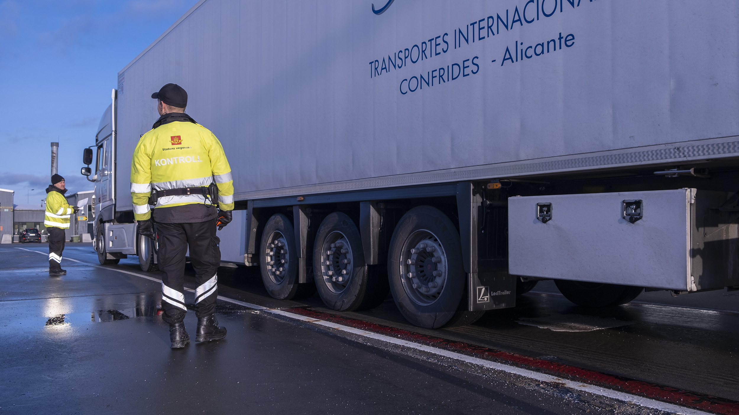 Nå kan det gis overtredelsesgebyr til transportforetak som bryter reglene om godstransportkabotasje